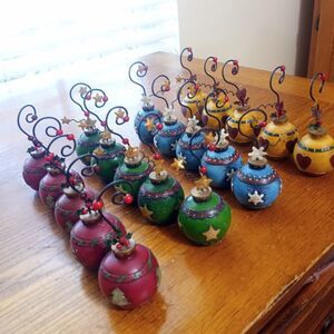 Vtg RARE Wooden Ornaments Christmas Card Place Settings Holders  20pcs